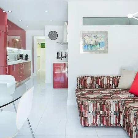 Con Piscina Tatil parkı